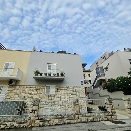 Apartament Da Vinko